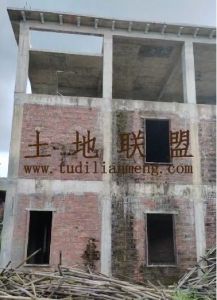 儋州1亩地带一栋三层小楼转让环境清幽舒适