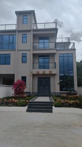 三亚300平米宅基地带一栋380平米三层半小楼转让