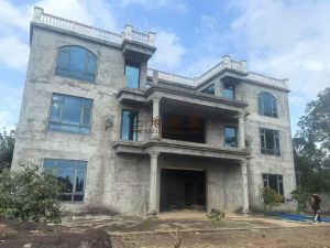 海口龙华3亩地带一栋别墅转让手续齐全环境舒适