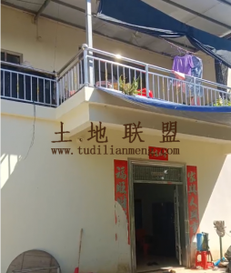 保亭约13亩地带一栋两层小楼转让生活便利